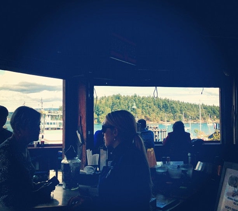 Friday's Crabhouse - Friday Harbor, WA