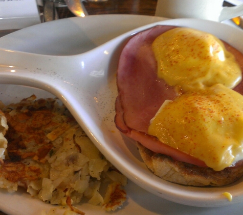 Stacks - Burlingame, CA. Eggs Benedict with a side of Stacks potatoes