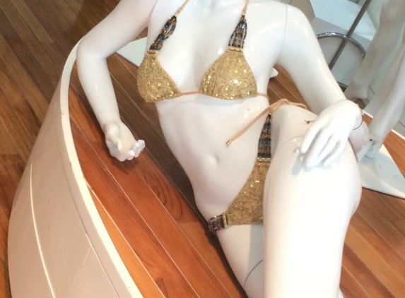 Beach Bunny Swimwear - Los Angeles, CA