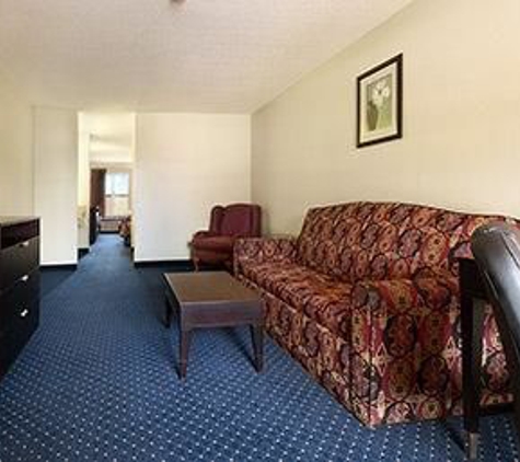 Days Inn by Wyndham Alma - Alma, GA