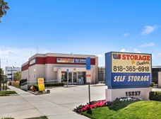 Laurel Canyon Self Storage - 10864 Laurel Canyon Blvd, San Fernando, CA