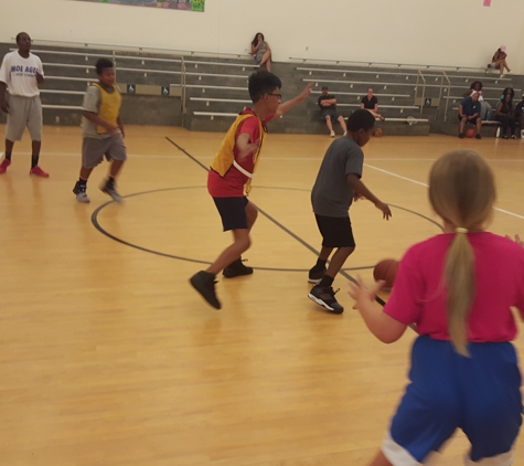 B Ballers Hoop School - Long Beach, CA