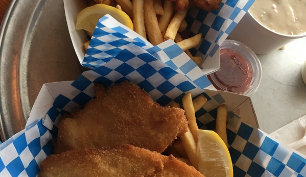 Tom's Fish and Chips - Cannon Beach, OR