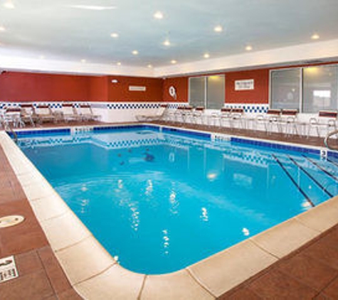 Fairfield Inn & Suites - Livonia, MI