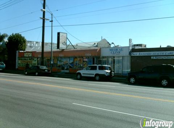 Rio's Barber Shop #4 - Reseda, CA