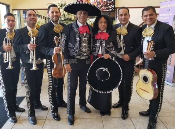 Mariachi Cristiano - Bellflower, CA