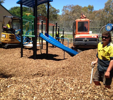 Peter Milne Earthmoving Pty Ltd - Gritjurk, VIC
