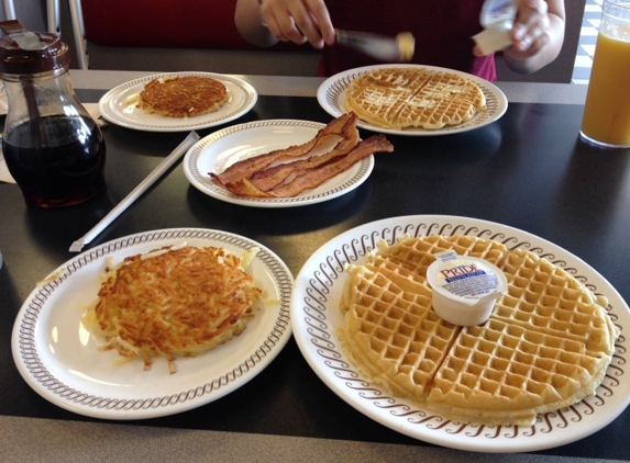 Waffle House - Clarksville, TN