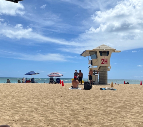 The New Otani Kaimana Beach Hotel - Honolulu, HI
