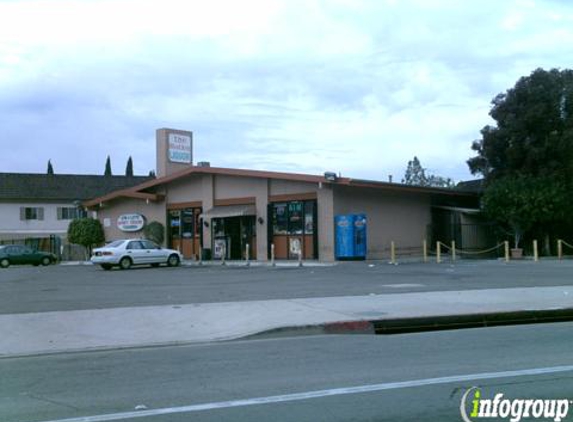 Station Liquor & Deli - Tustin, CA