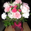 Suzie's Flowers and Gifts gallery
