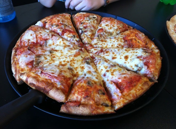 Vitos Pizza - Temperance, MI