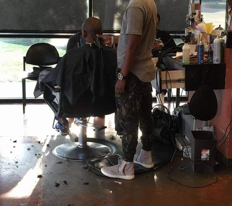 PeidroMaster Barber inside Styles & Profiles Cedar Hill - Cedar Hill, TX. Peidro the Goat Barber @Styles & Profiles Unisex - Barber Shop in Cedar Hill