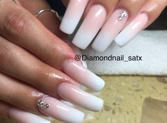 Diamond nail salon - Windcrest, TX. Dazzling