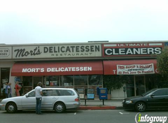 Mort's Delicatessen & Restaurant - Tarzana, CA