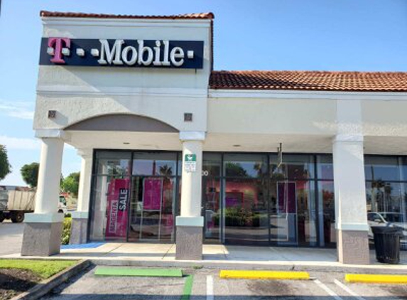 T-Mobile - Miami, FL