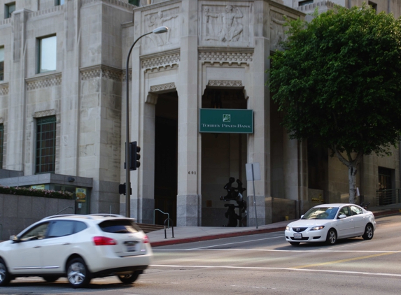 Torrey Pines Bank - Los Angeles, CA