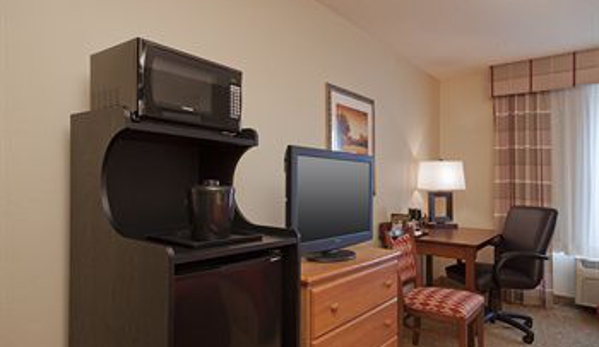 Country Inns & Suites - Davenport, IA