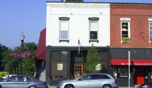 Starbucks Coffee - Chagrin Falls, OH