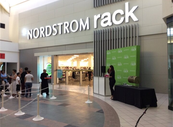 Nordstrom Rack Bandera Pointe - San Antonio, TX