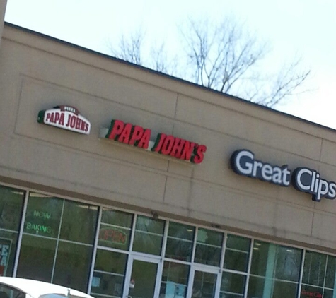 Papa Johns Pizza - Louisville, OH