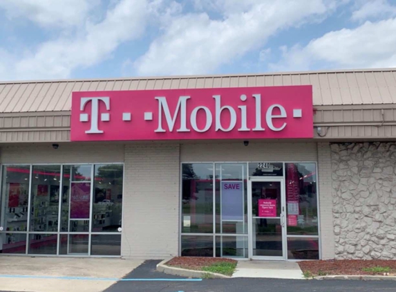 T-Mobile - Lincoln Park, MI