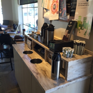 Starbucks Coffee - Larkspur, CA