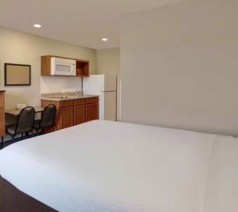 WoodSpring Suites Frederick I-70 - Frederick, MD