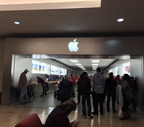 Apple Store - Tulsa, OK