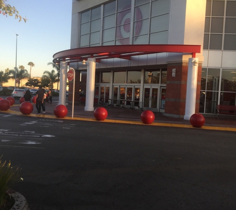 Target - Lakewood, CA