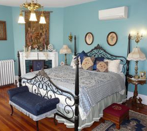 Berkeley House Bed & Breakfast - Staunton, VA