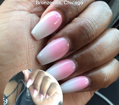 Maxim Nails - Chicago, IL