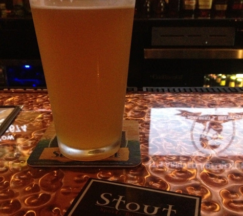 Stout Bar & Grill - Oakland Park, FL