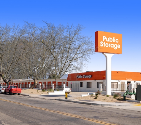 Public Storage - Bloomington, CA