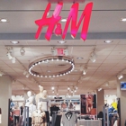 H&M (Hennes & Mauritz)