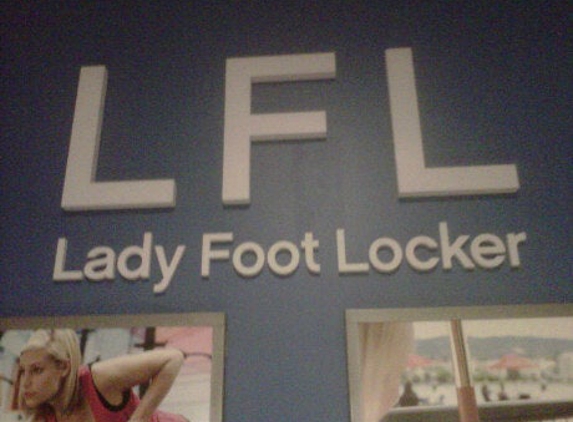 Lady Foot Locker - Paramus, NJ