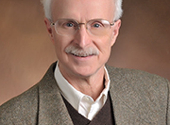 Dr. Carl Edward Dillman, MD - New Albany, IN