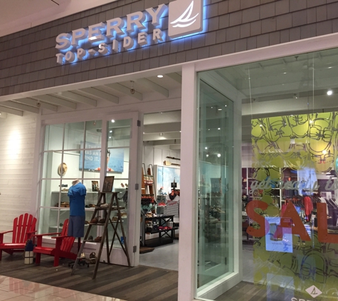 Sperry Sider - Glendale, CA. Sperry top-sider galleria