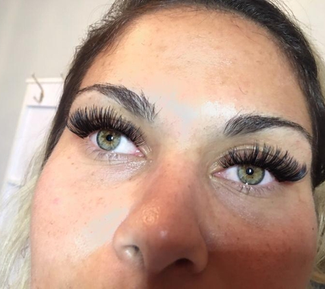 Beauty Body Lashes - Roxburgh Park, VIC. russian volume