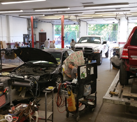 W&W Auto Body - Fairless Hills, PA