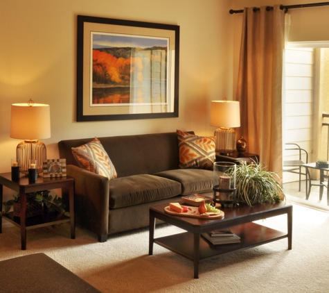 Lambertson Farms Apartment Homes - Thornton, CO