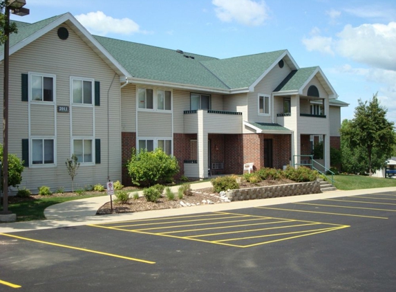 City View Apartments - West Bend, WI