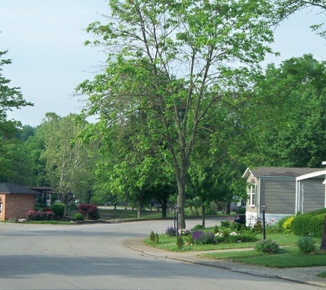 Crestview Lakes Villa - Florence, KY