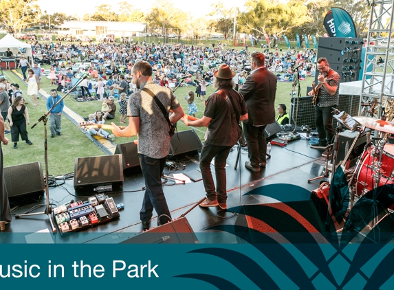 Duncraig Public Library - Duncraig, WA. Music In the Park