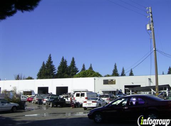 Public Auto Body and Paint - Hayward, CA