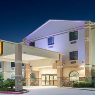 Super 8 by Wyndham IAH West/Greenspoint - Houston, TX