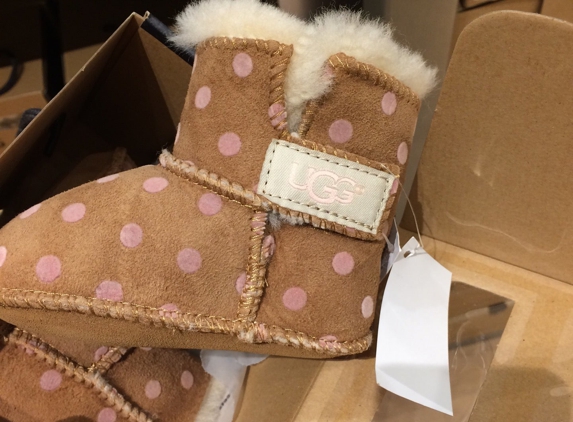 UGG Outlet - Riverhead, NY