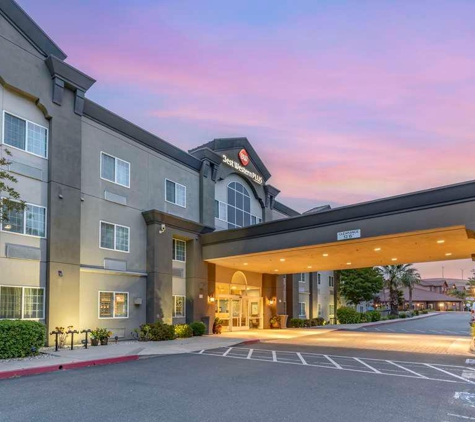 Best Western Plus Vineyard Inn - Livermore, CA