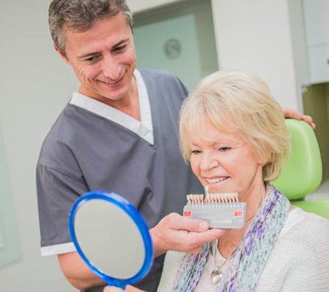 Gold Coast Dental and Denture Centre - Southport, QLD