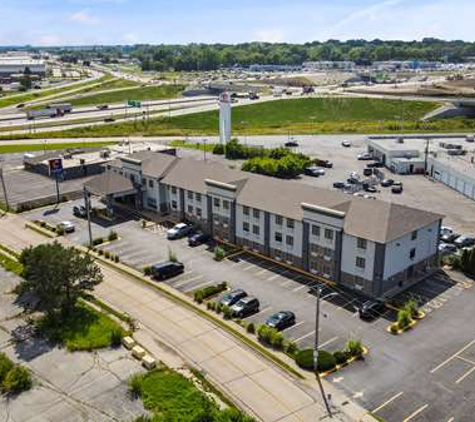 Comfort Inn & Suites St. Louis-Hazelwood - Hazelwood, MO